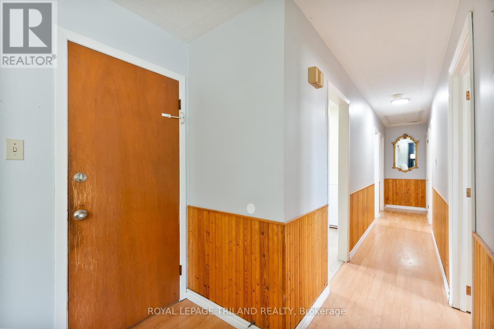 167 Vancouver Street, London East, Ontario  N5W 4R5 - Photo 5 - X12369827