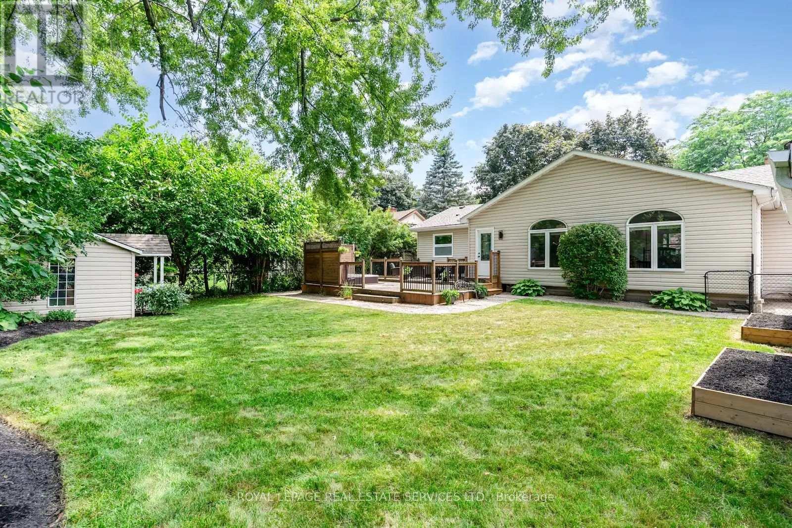 Property at 261 TUCK DRIVE image 3
