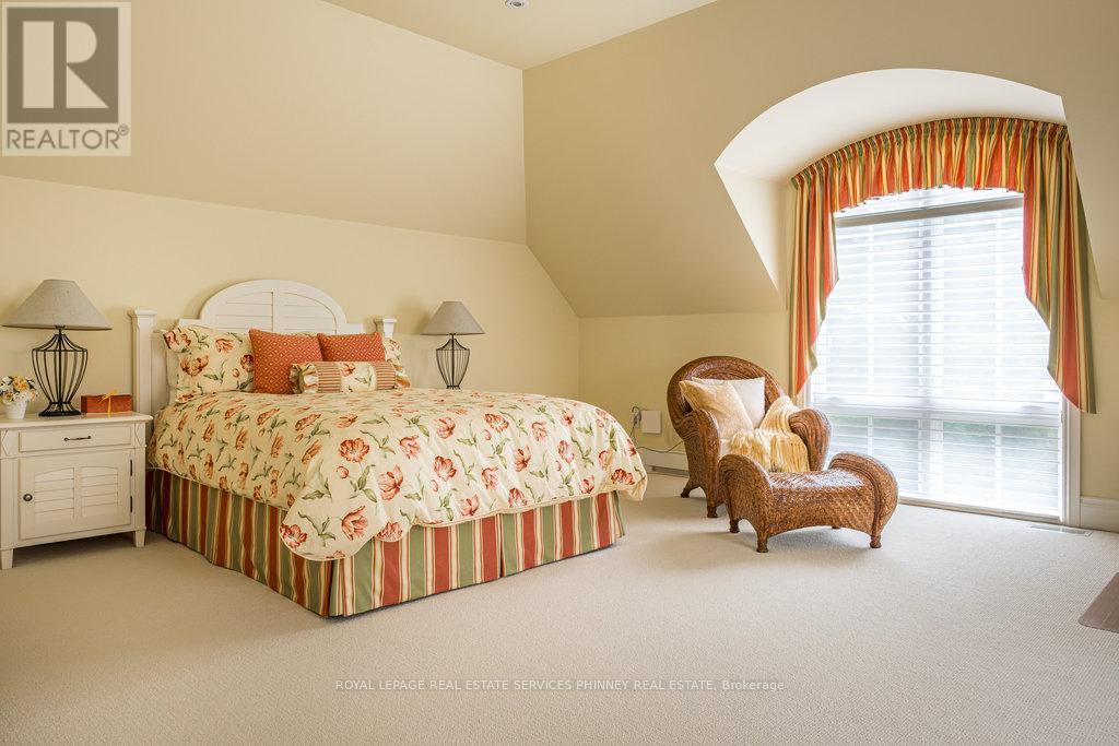 6 Ennisclare Drive W, Oakville, Ontario  L6J 4N2 - Photo 21 - W12300774
