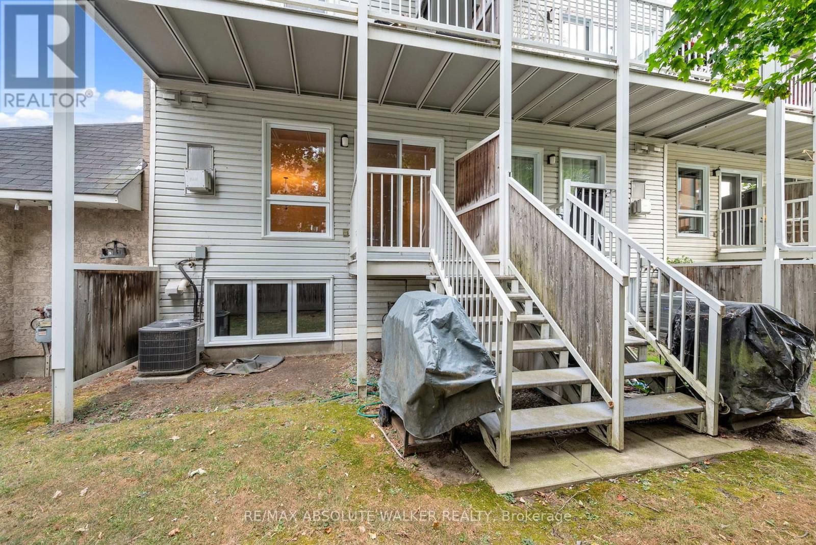 1673 Locksley Lane, Ottawa, Ontario  K1J 1B6 - Photo 26 - X12369767
