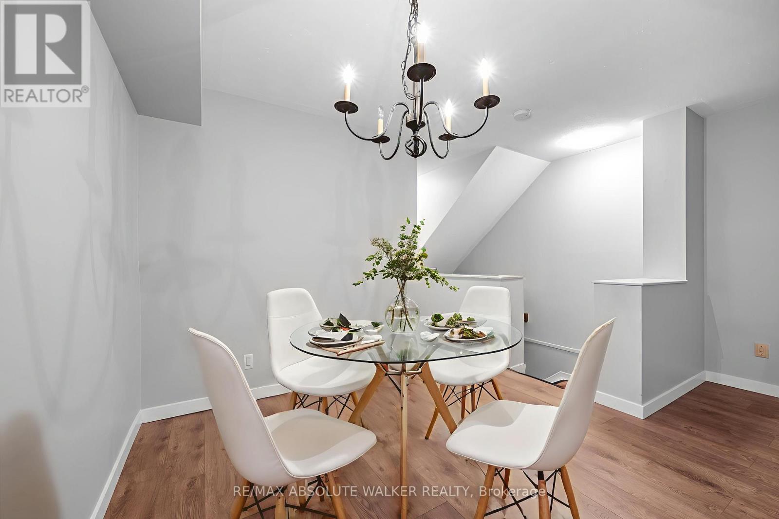 1673 Locksley Lane, Ottawa, Ontario  K1J 1B6 - Photo 9 - X12369767