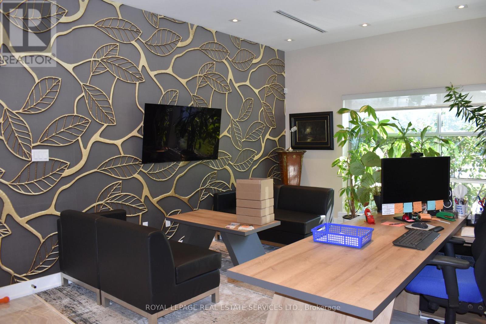 33 - 5155 Spectrum Way W, Mississauga (Airport Corporate), Ontario  L4W 5A5 - Photo 11 - W12369693