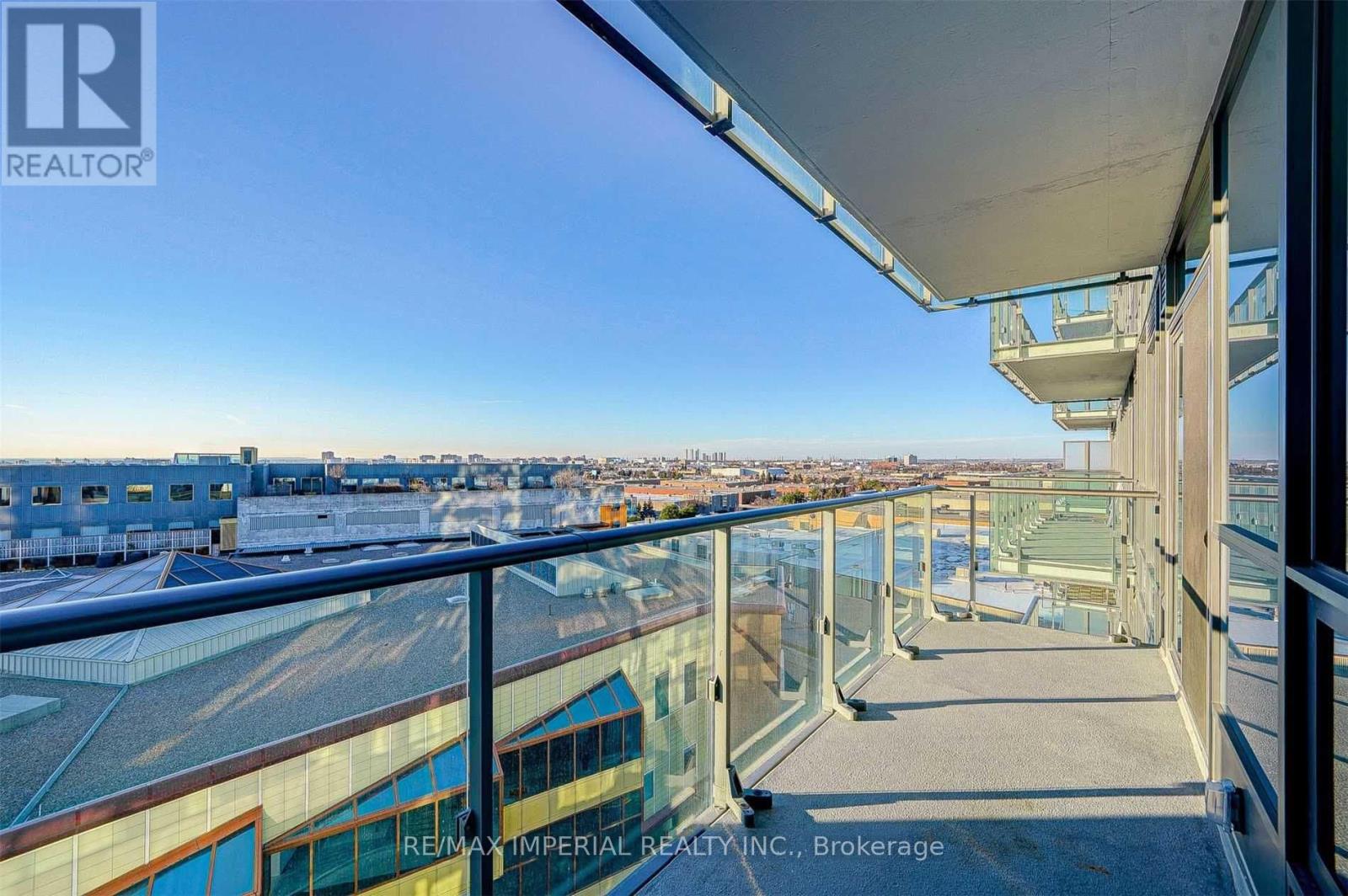 1102 - 10 De Boers Drive, Toronto, Ontario  M3J 0L6 - Photo 19 - W12369710