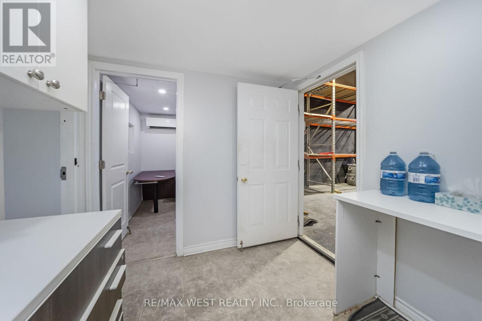 19 - 1662 Bonhill Road, Mississauga (Northeast), Ontario  L5T 1E1 - Photo 21 - W12369714