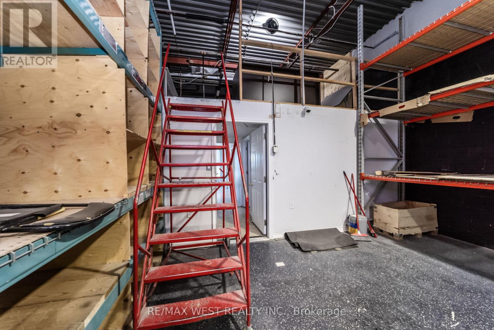 19 - 1662 Bonhill Road, Mississauga (Northeast), Ontario  L5T 1E1 - Photo 23 - W12369714