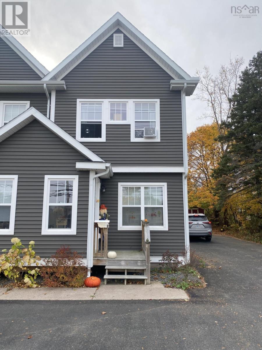 239 Hawthorne, Antigonish, Nova Scotia  B2G 2G6 - Photo 1 - 202513220