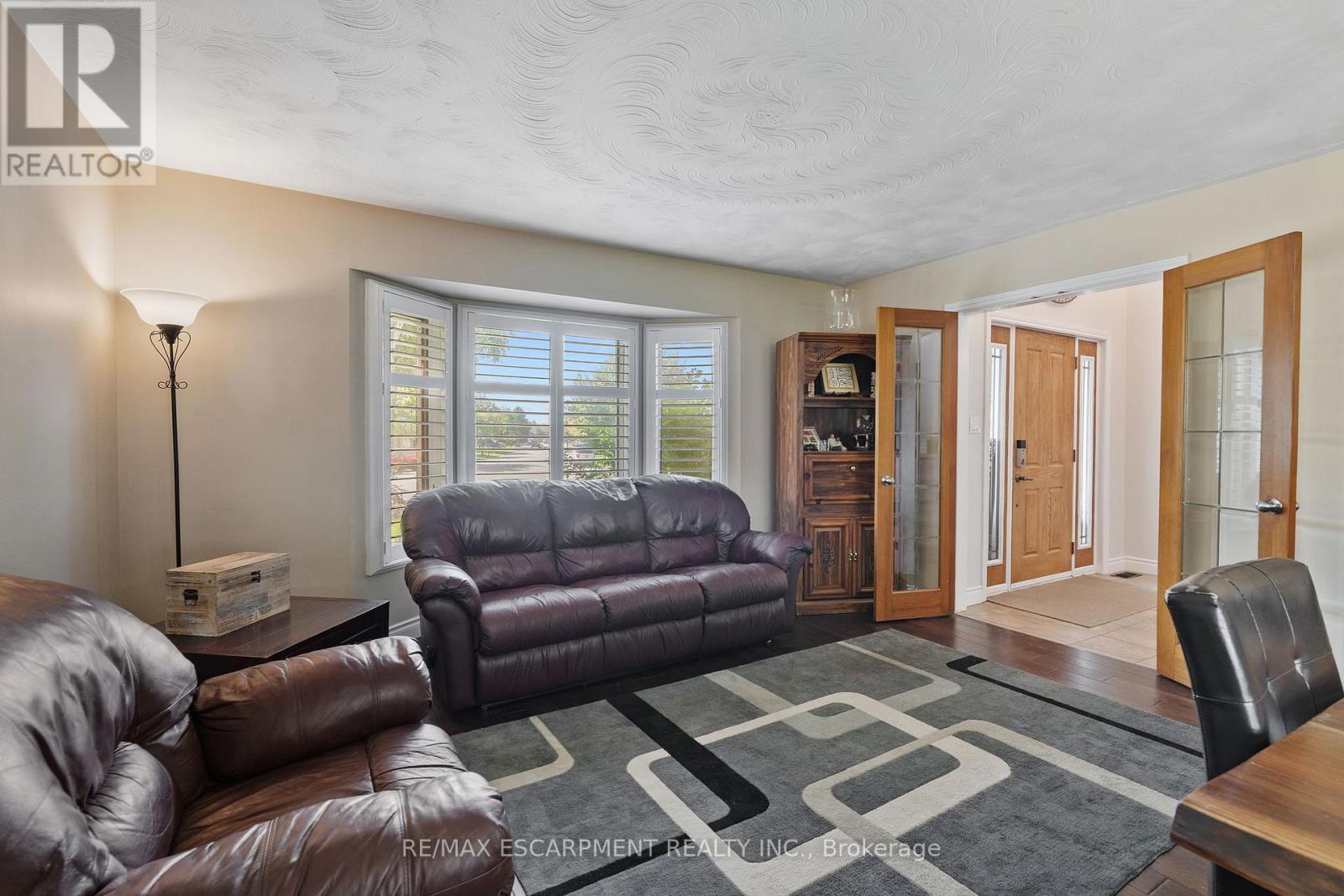 17 Kintyre Court, Haldimand, Ontario  N3W 1G8 - Photo 8 - X12369688