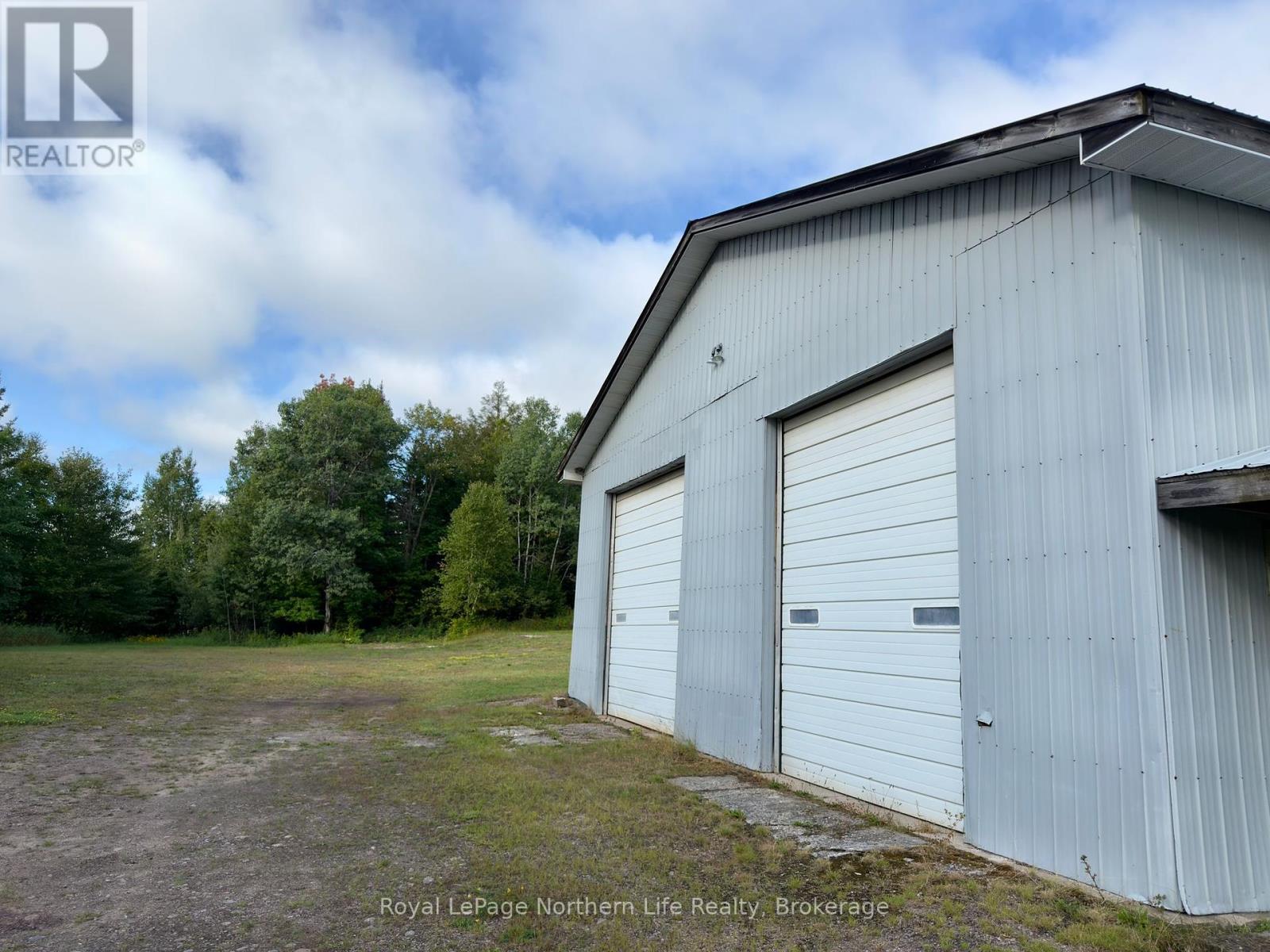 736 Highway 534, Powassan, Ontario  P0H 1Z0 - Photo 3 - X12364508