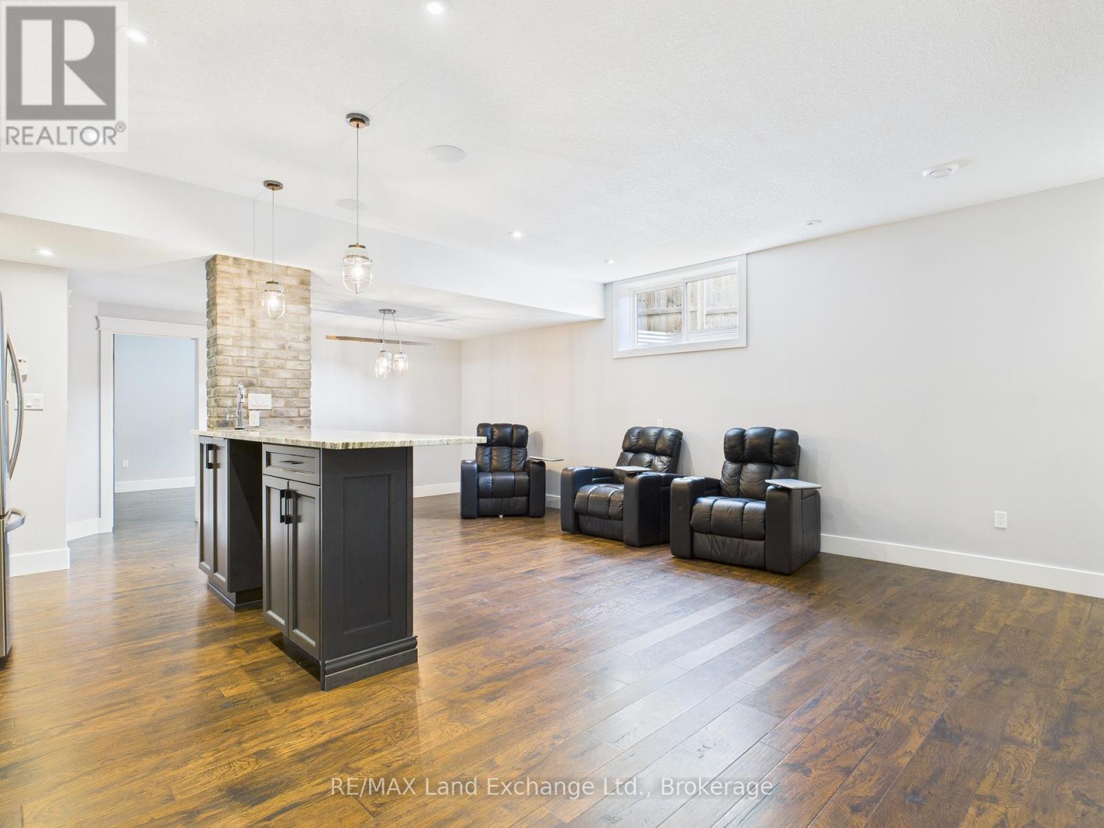 24 Lakefield Drive, Kincardine, Ontario  N2Z 2N8 - Photo 37 - X12369868