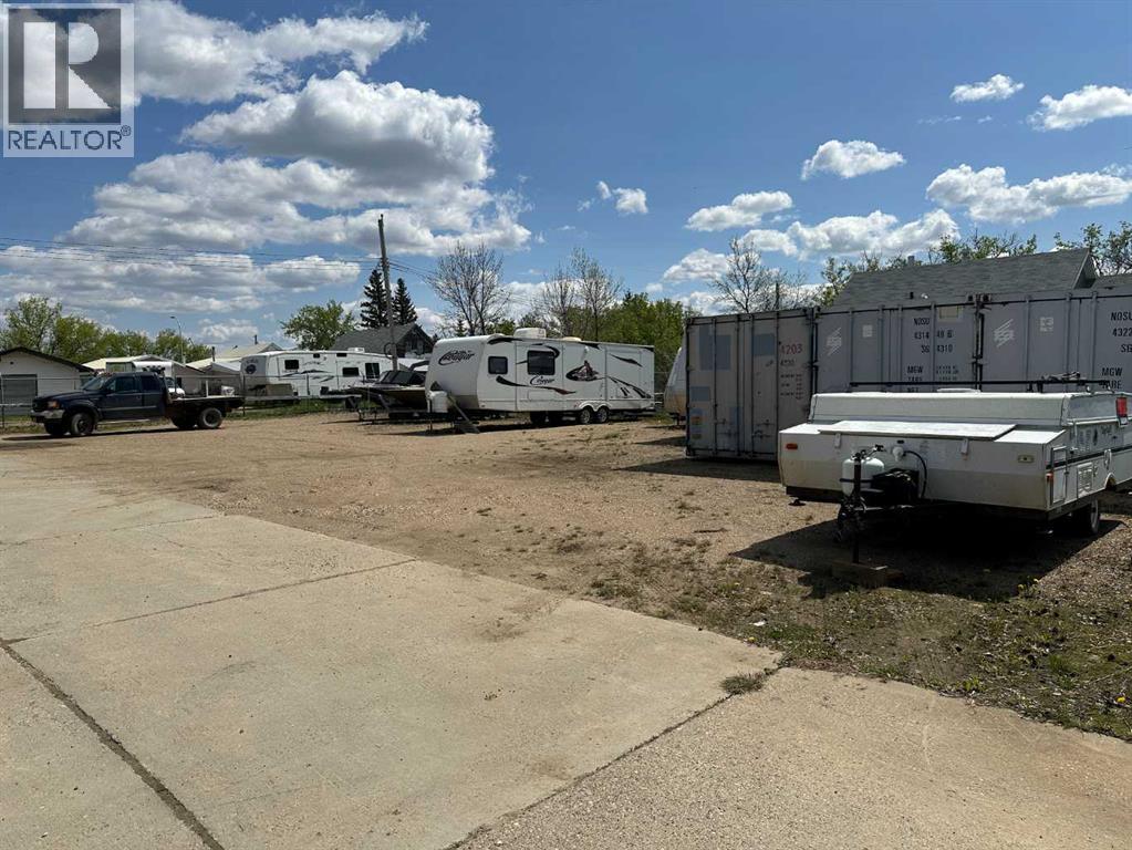 5015 47 Avenue, Rycroft, Alberta  T0H 3A0 - Photo 2 - A2125961