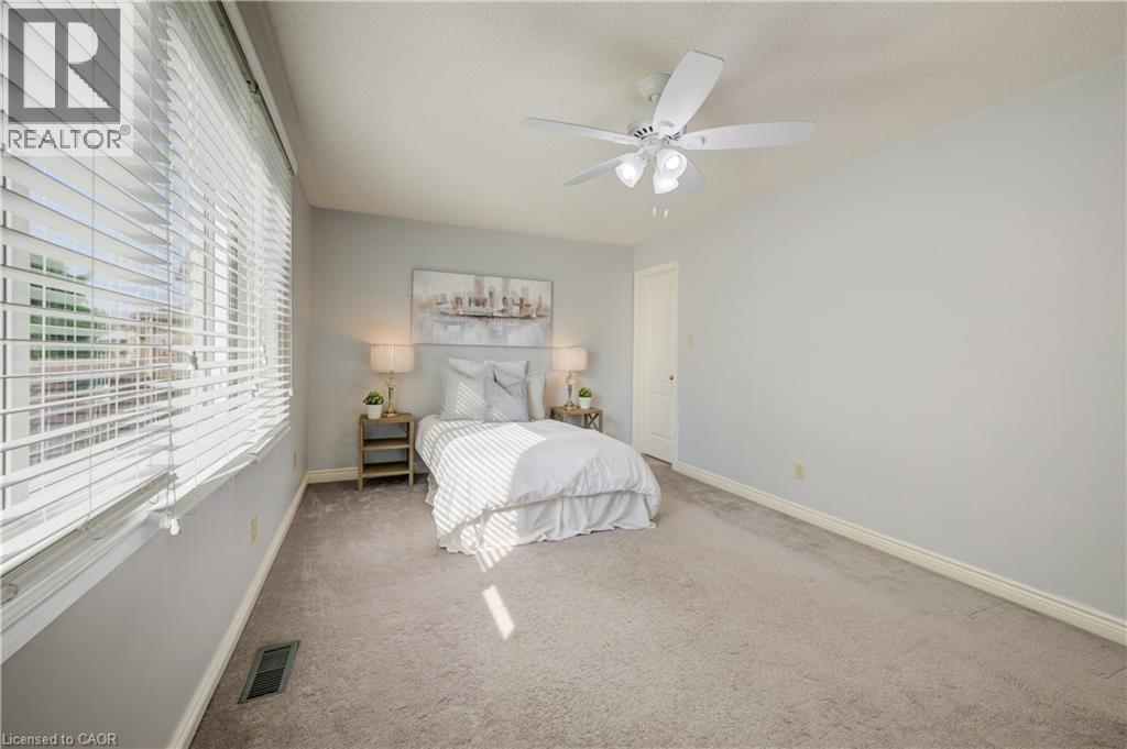 466 Dicenzo Drive, Hamilton, Ontario  L9B 2C4 - Photo 37 - 40739611
