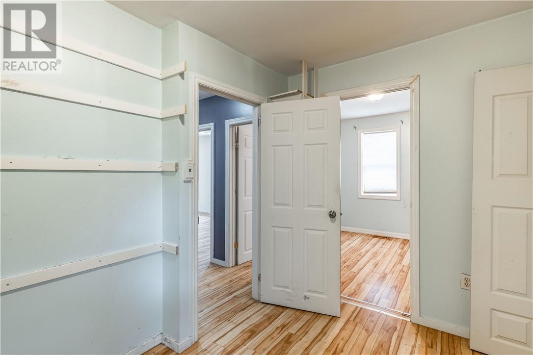 13 Arnold, Lively, Ontario  P3Y 1M8 - Photo 12 - 2124381