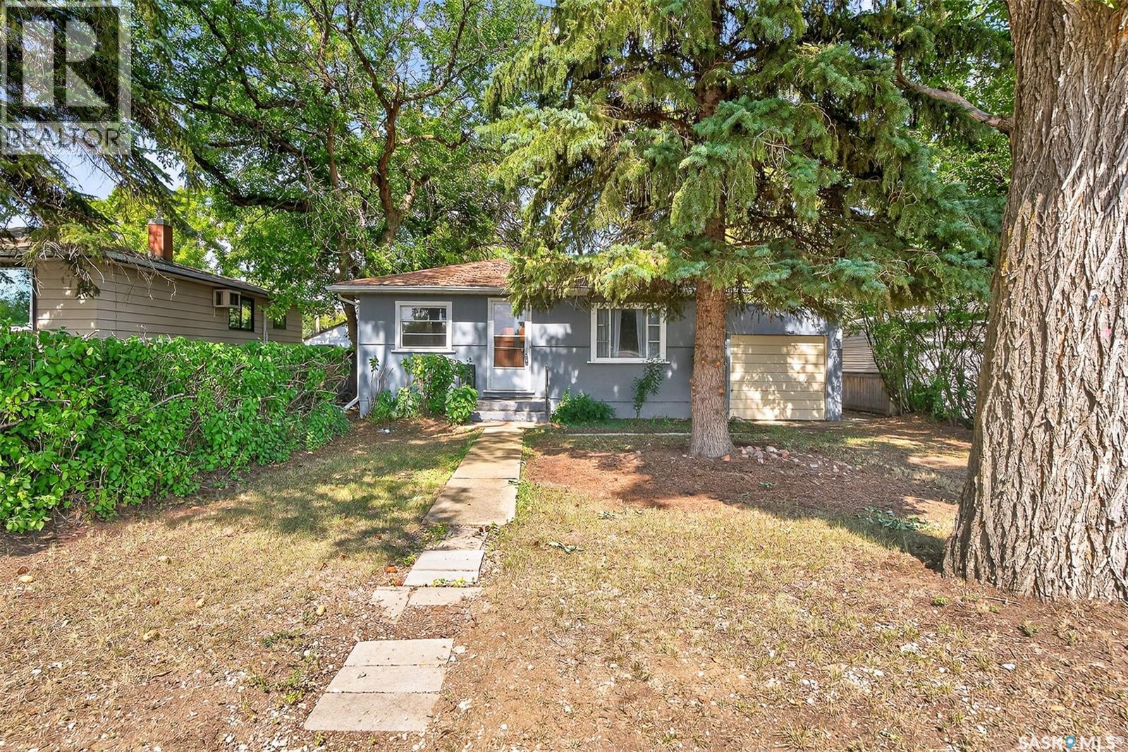 530 Duffield STREET W, Moose Jaw, Saskatchewan