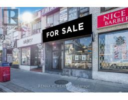 635 BLOOR STREET W, Toronto, Ontario