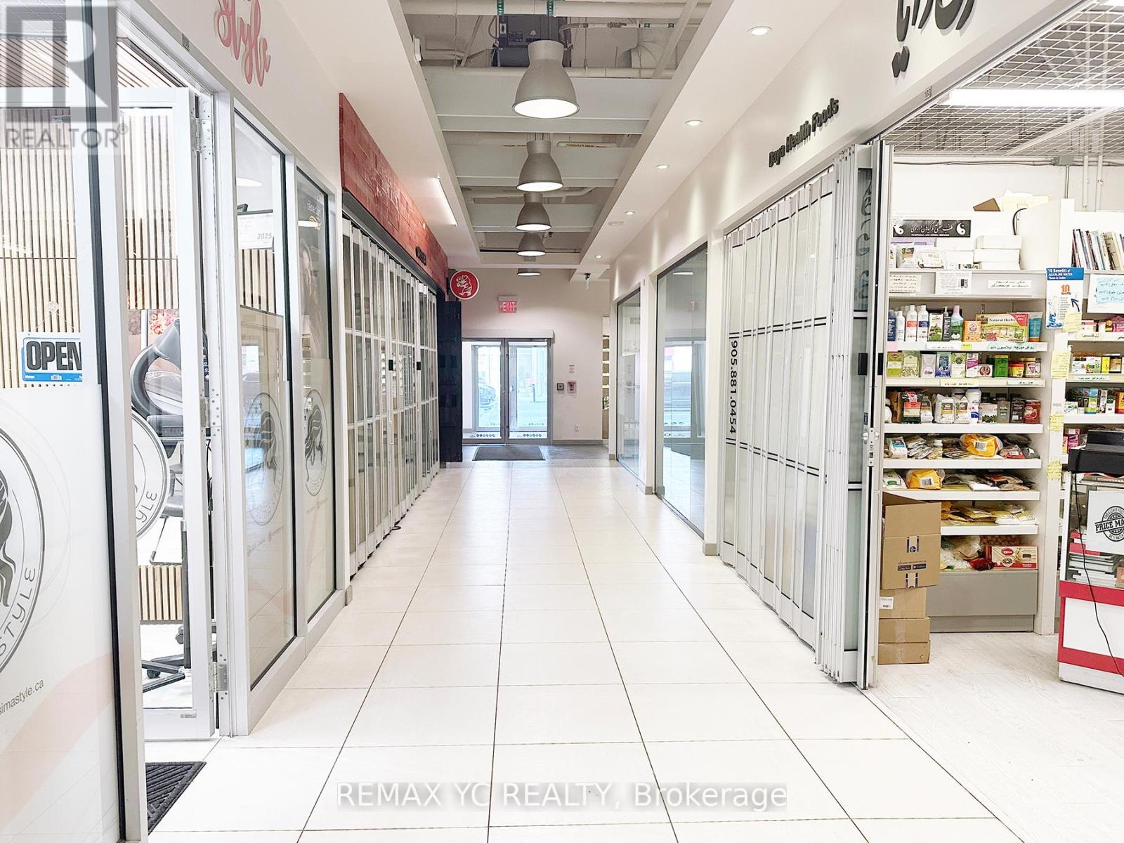 120-121 - 7181 Yonge Street, Markham (Thornhill), Ontario  L3T 0C7 - Photo 5 - N12324228