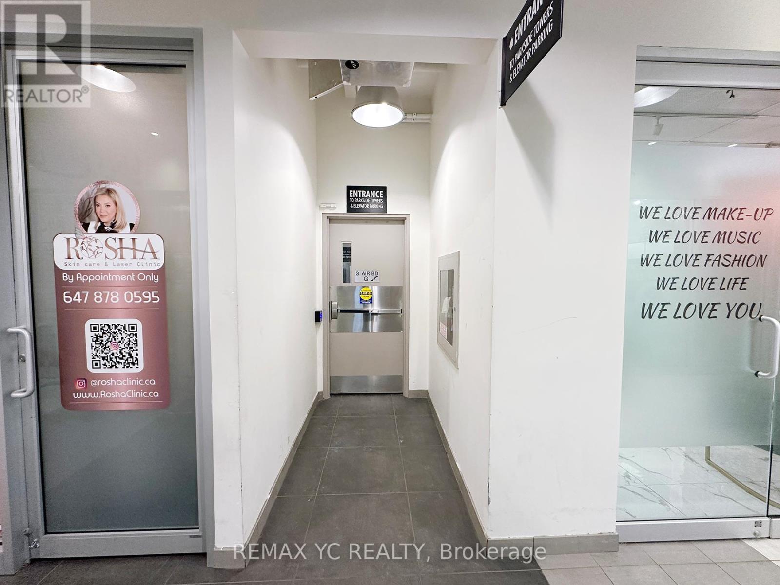 120-121 - 7181 Yonge Street, Markham (Thornhill), Ontario  L3T 0C7 - Photo 4 - N12324228