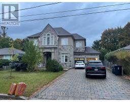48 TRANSWELL AVENUE, Toronto, Ontario