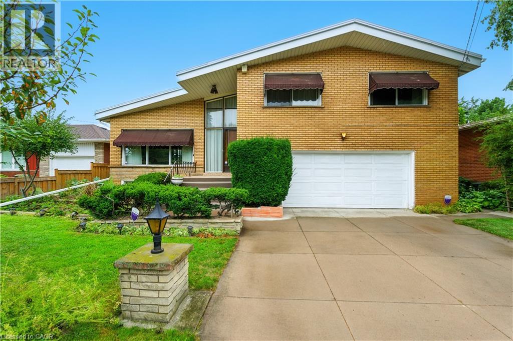16 Southill Drive, Hamilton, Ontario  L9A 3K5 - Photo 1 - 40764173