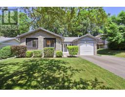 871 Elgin Street, Newmarket (Huron Heights-Leslie Valley), Ca
