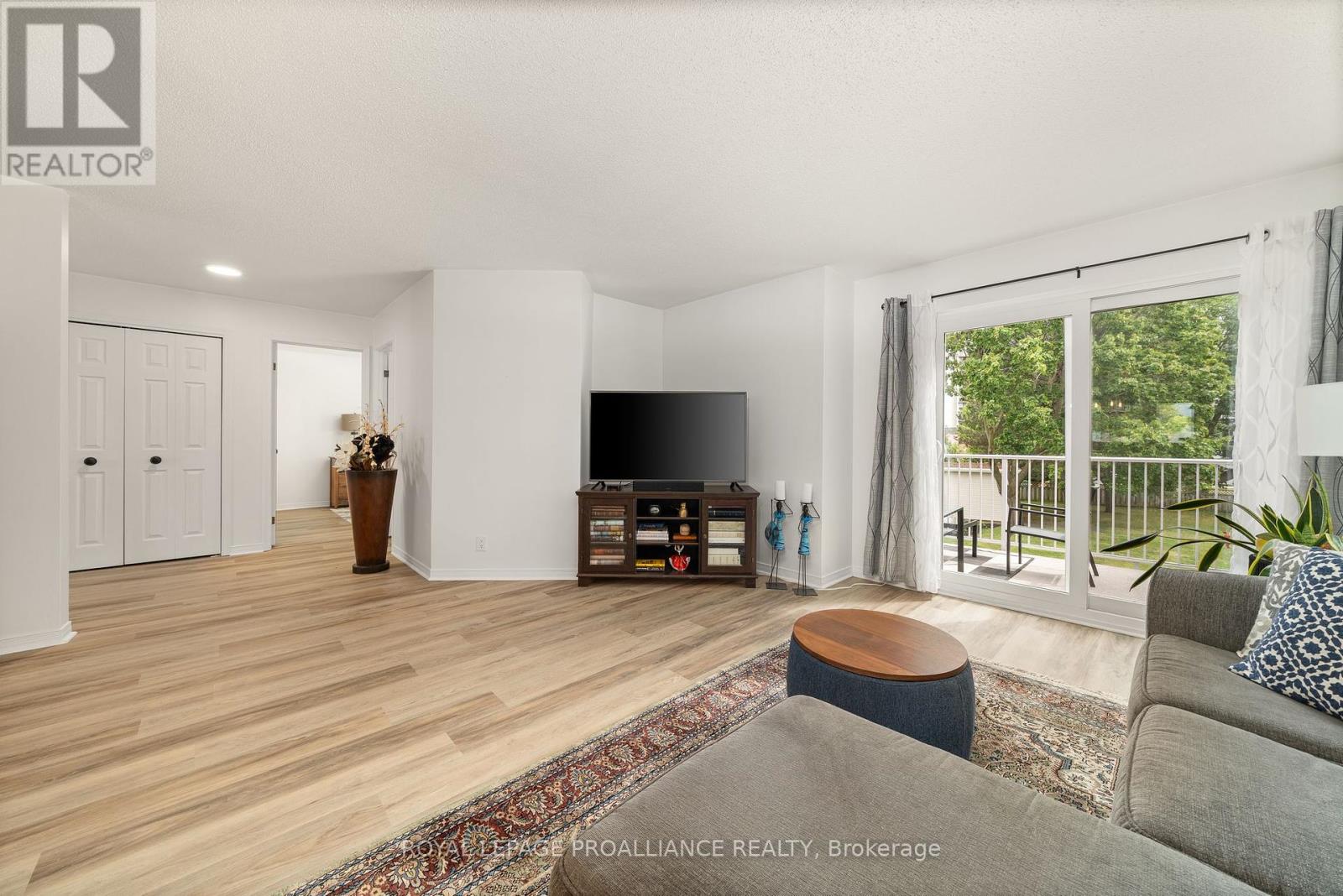 12 - 179 Herchimer Avenue, Belleville (Belleville Ward), Ontario  K8N 4G7 - Photo 16 - X12369890