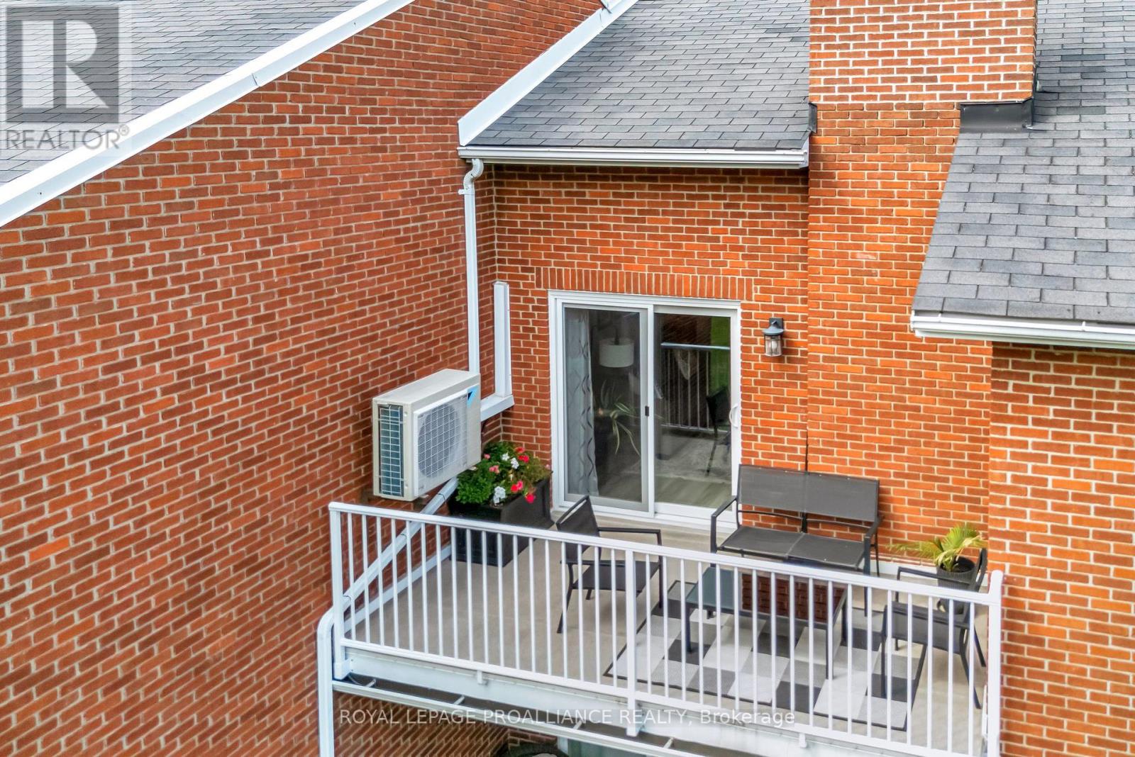 12 - 179 Herchimer Avenue, Belleville (Belleville Ward), Ontario  K8N 4G7 - Photo 35 - X12369890