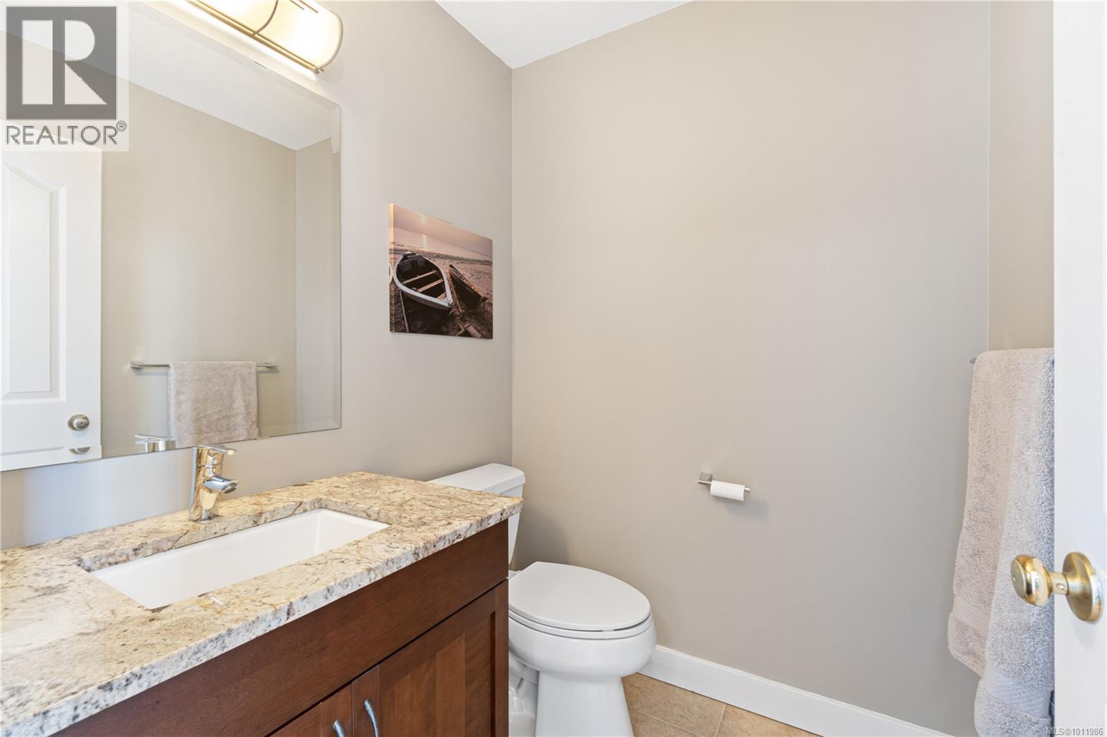 Property at 6262 Azure Rd image 2