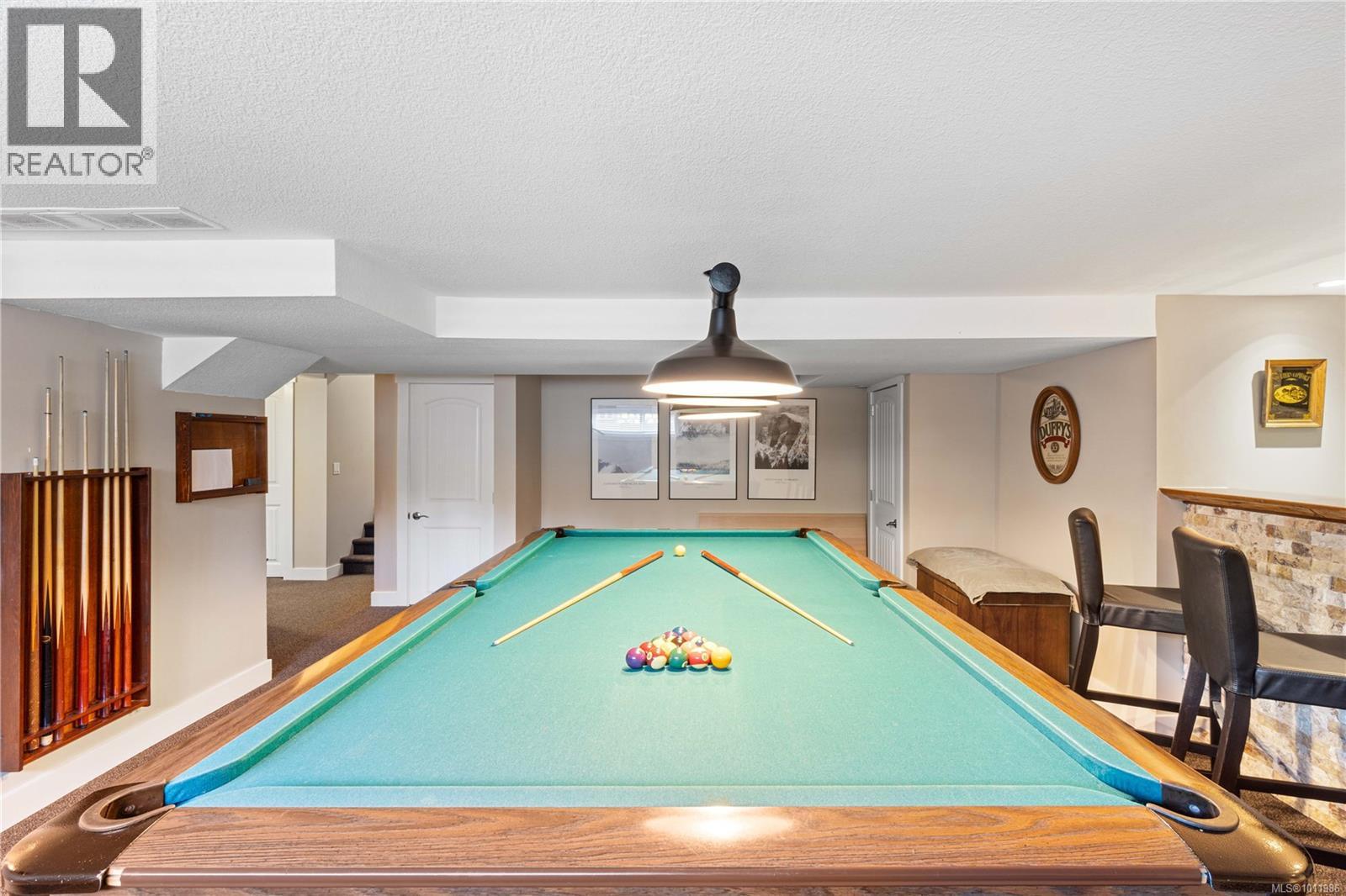 Property at 6262 Azure Rd image 5