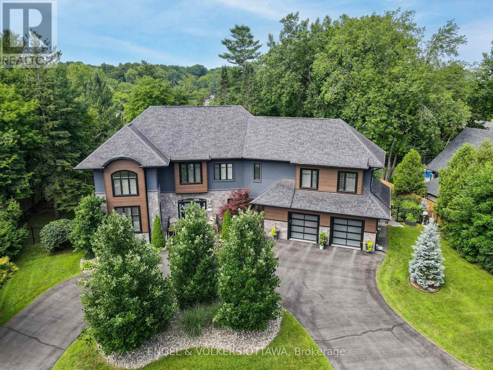 Property at 25 KAYMAR DRIVE image 1