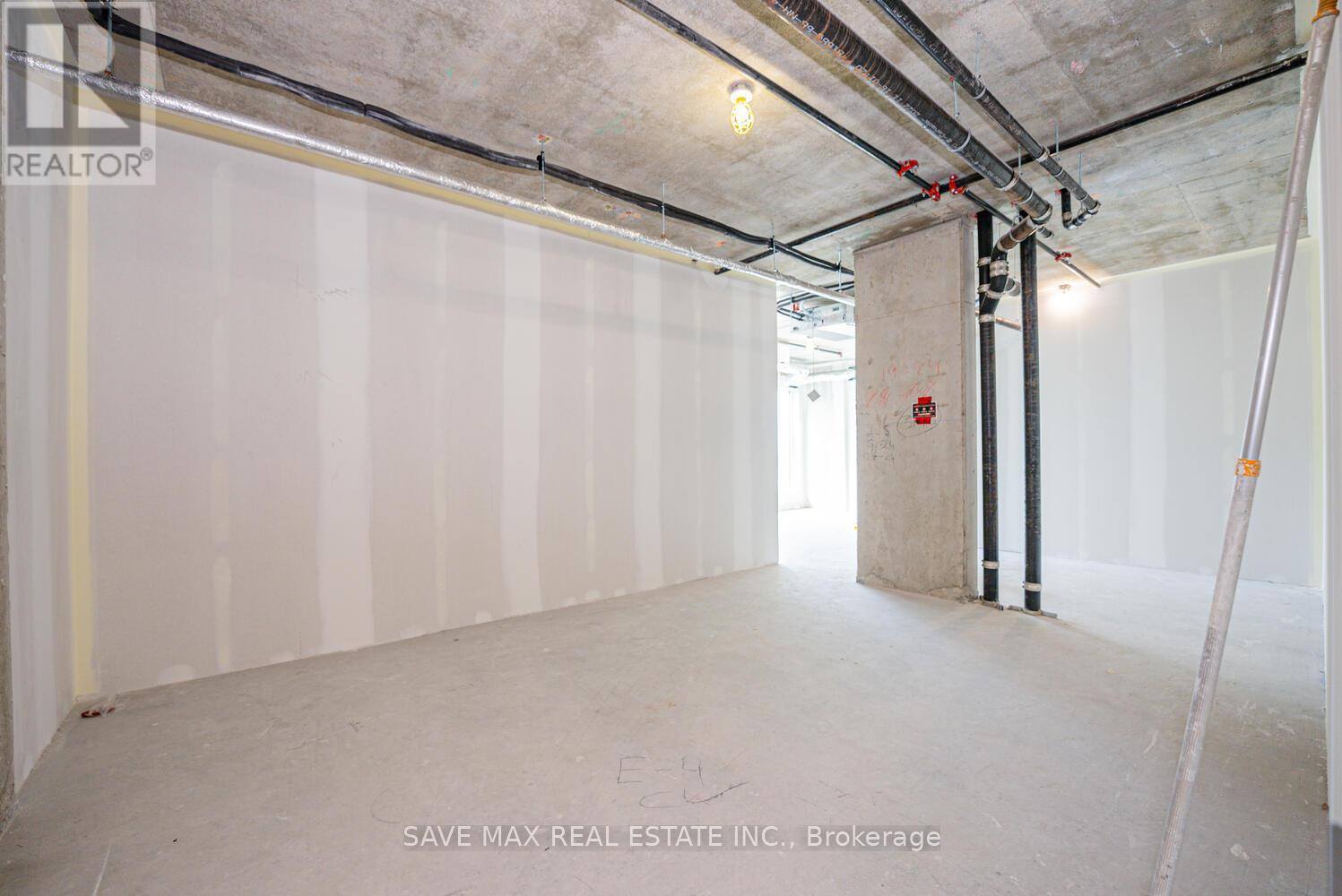319 - 600 Dixon Road, Toronto, Ontario  M9W 1J1 - Photo 10 - W12369808