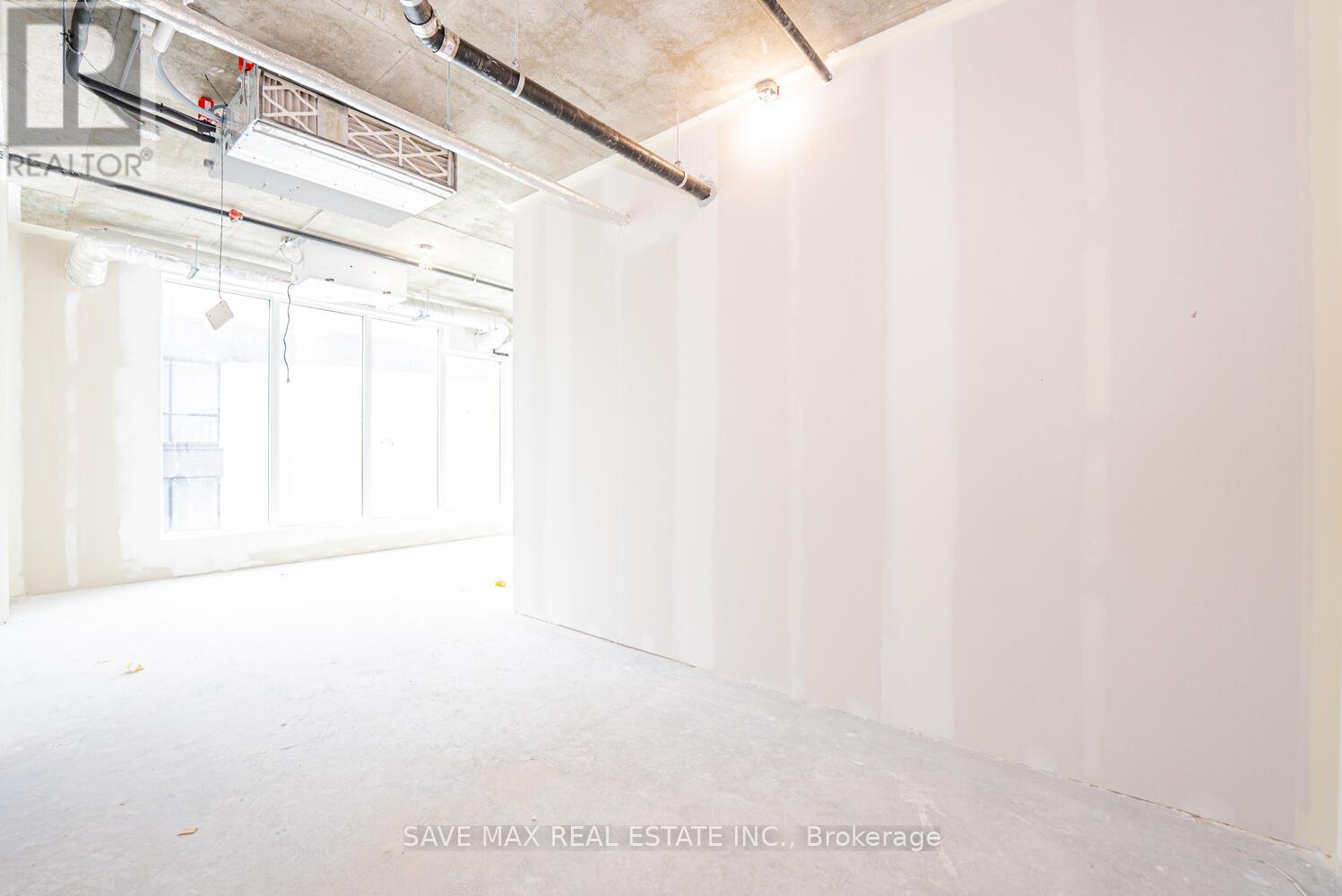 319 - 600 Dixon Road, Toronto, Ontario  M9W 1J1 - Photo 13 - W12369808