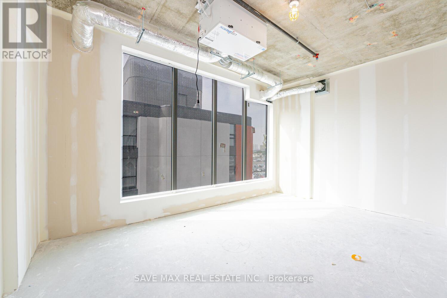 319 - 600 Dixon Road, Toronto, Ontario  M9W 1J1 - Photo 14 - W12369808