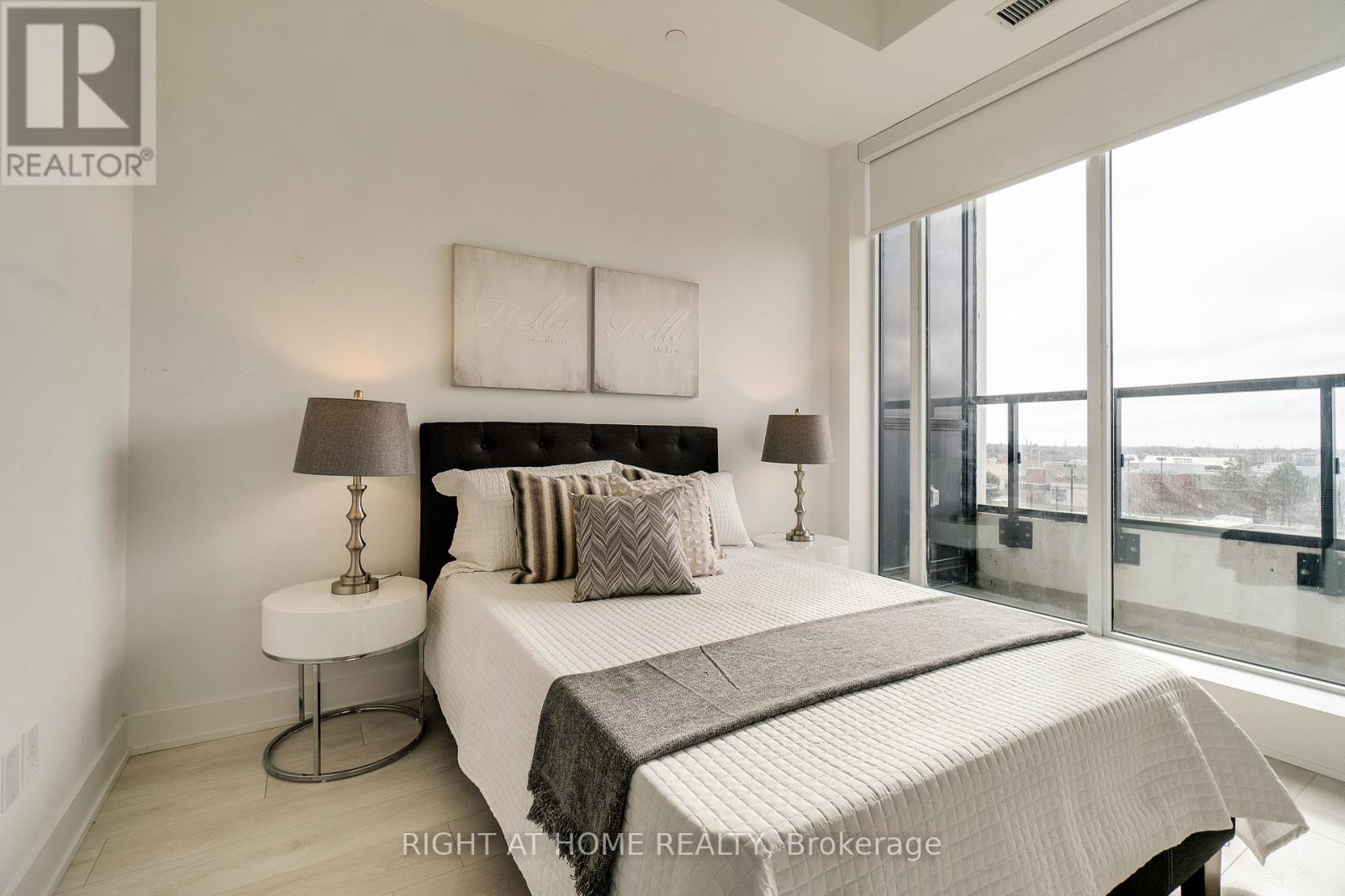 345 - 2485 Taunton Road, Oakville, Ontario  L6H 6M3 - Photo 32 - W12369856