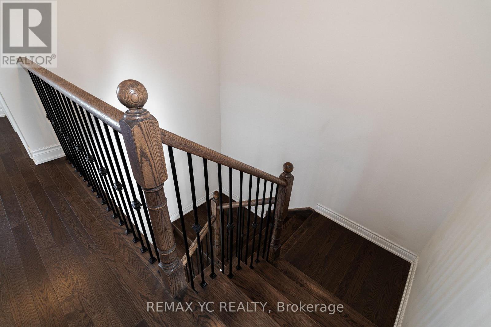 17 Hitching Post Lane, Georgina, Ontario  L4P 0H9 - Photo 23 - N12285300