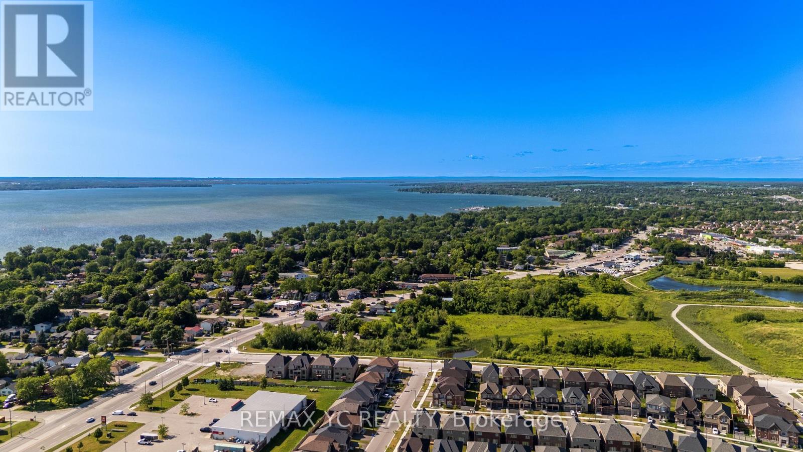 17 Hitching Post Lane, Georgina, Ontario  L4P 0H9 - Photo 48 - N12285300