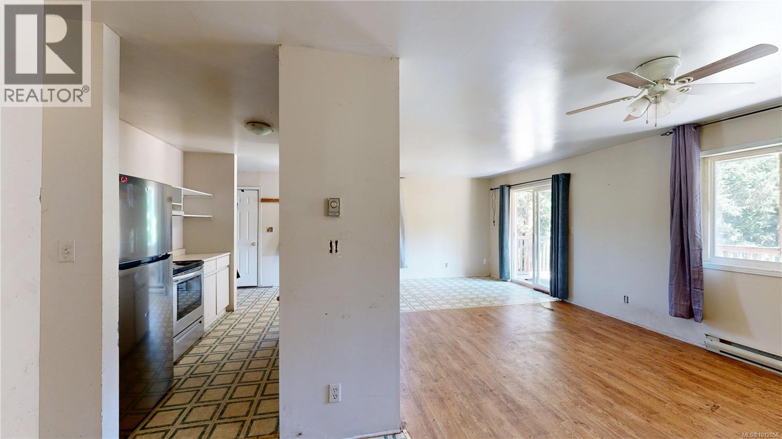 Property at 1670 Pequod Cres image 5