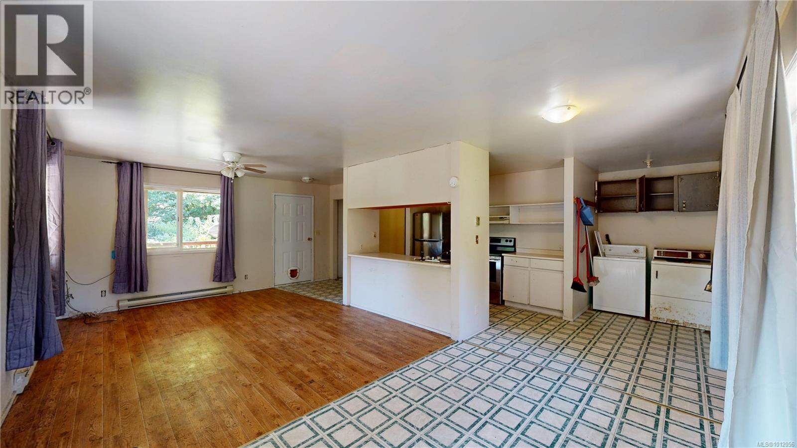 Property at 1670 Pequod Cres image 3