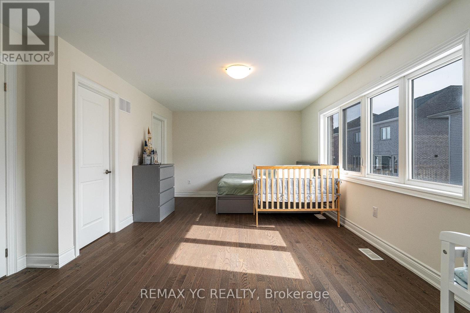 17 Hitching Post Lane, Georgina, Ontario  L4P 0H9 - Photo 29 - N12285300