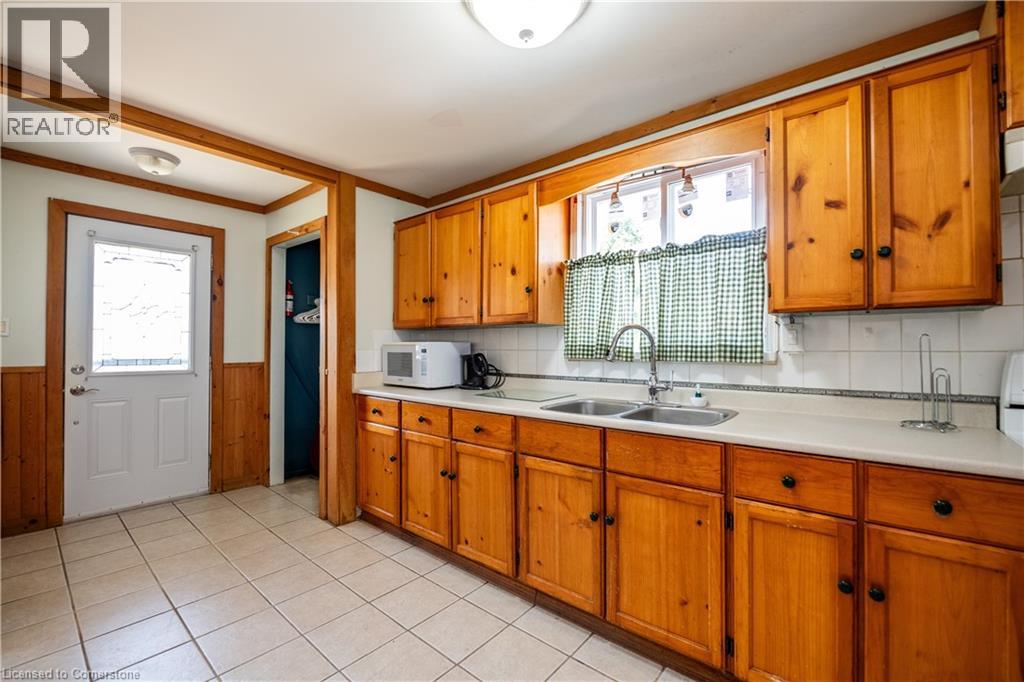 23 Philip Street, St. Catharines, Ontario  L2P 2M7 - Photo 17 - 40760581