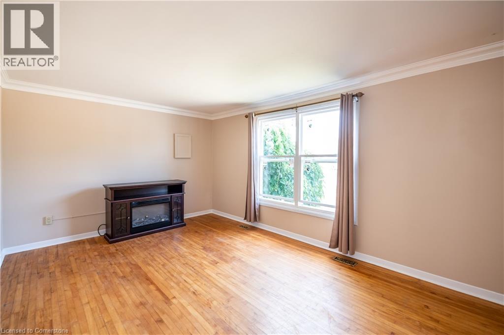 23 Philip Street, St. Catharines, Ontario  L2P 2M7 - Photo 7 - 40760581