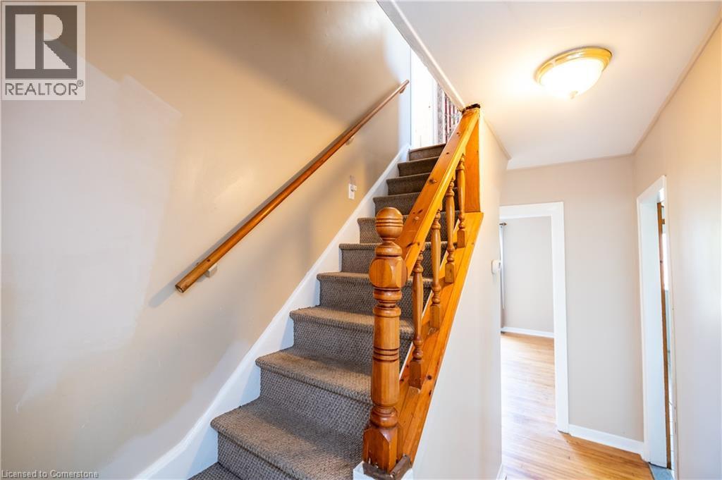 23 Philip Street, St. Catharines, Ontario  L2P 2M7 - Photo 14 - 40760581