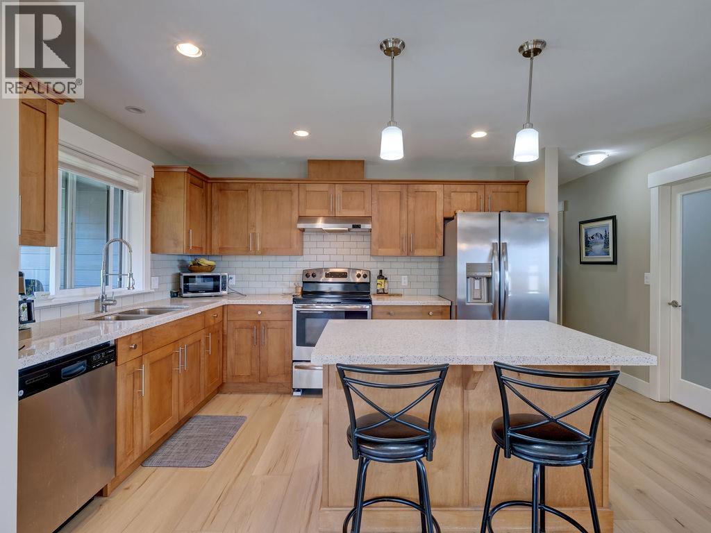 5537 Peregrine Crescent, Sechelt, British Columbia  V7Z 0V5 - Photo 27 - R3041412