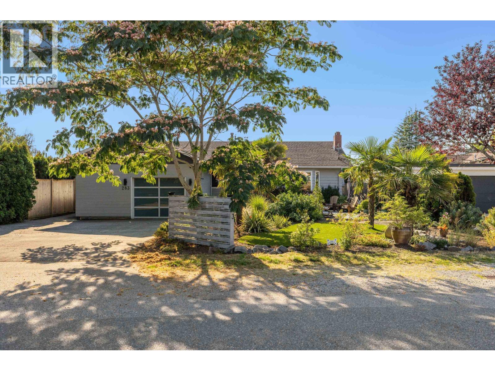 283 67A STREET, Tsawwassen, British Columbia