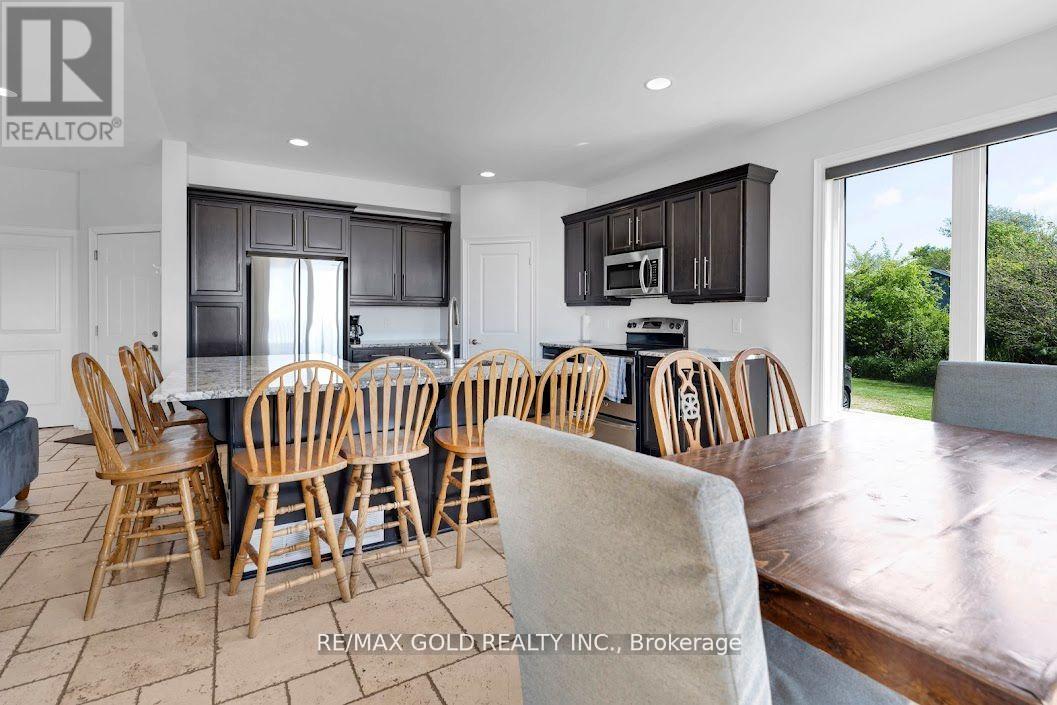 1932 Ocean Boulevard, Chatham-Kent (Wheatley), Ontario  N0P 2P0 - Photo 7 - X12369778