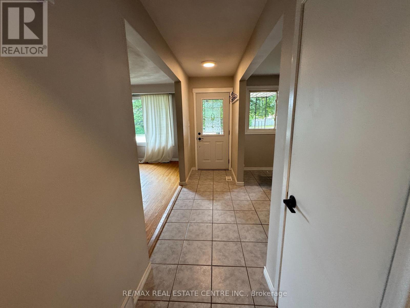 Main - 456 Speedvale ( Main ) Avenue E, Guelph, Ontario  N1E 1P1 - Photo 25 - X12369806