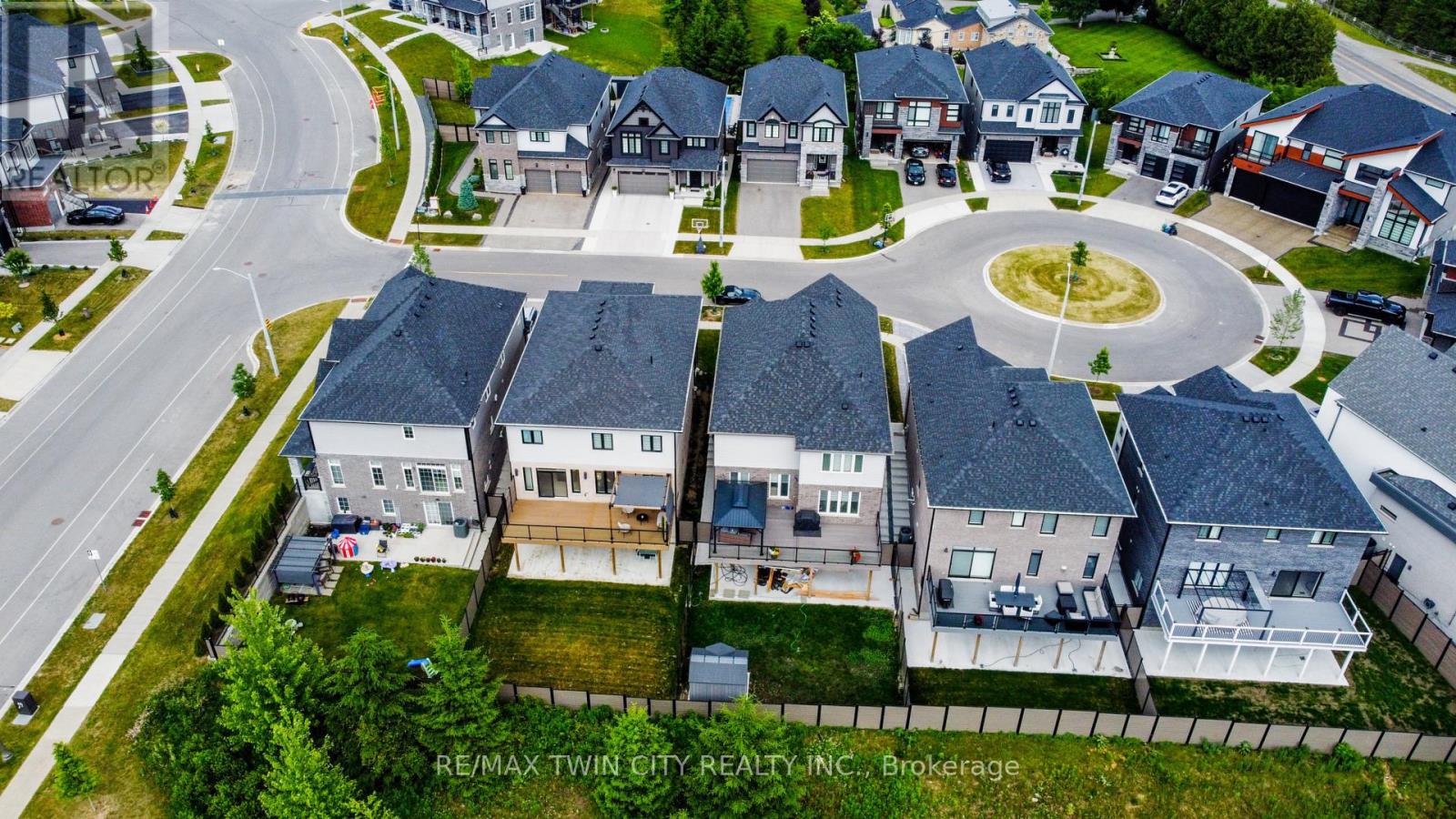 904 Thomas Pedder Court, Kitchener, Ontario  N2P 0C3 - Photo 48 - X12369846