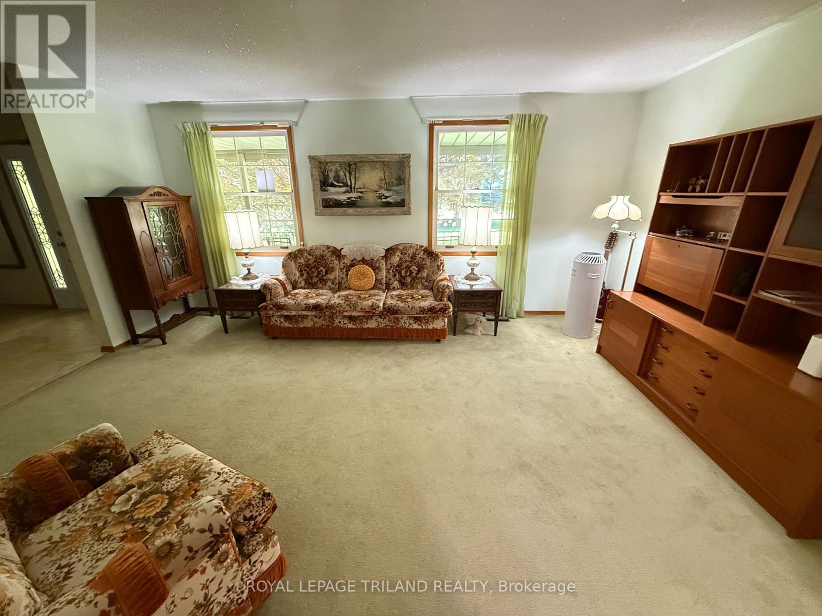 10280 Talbotville Gore Road, Southwold, Ontario  N5P 3T2 - Photo 12 - X12151708