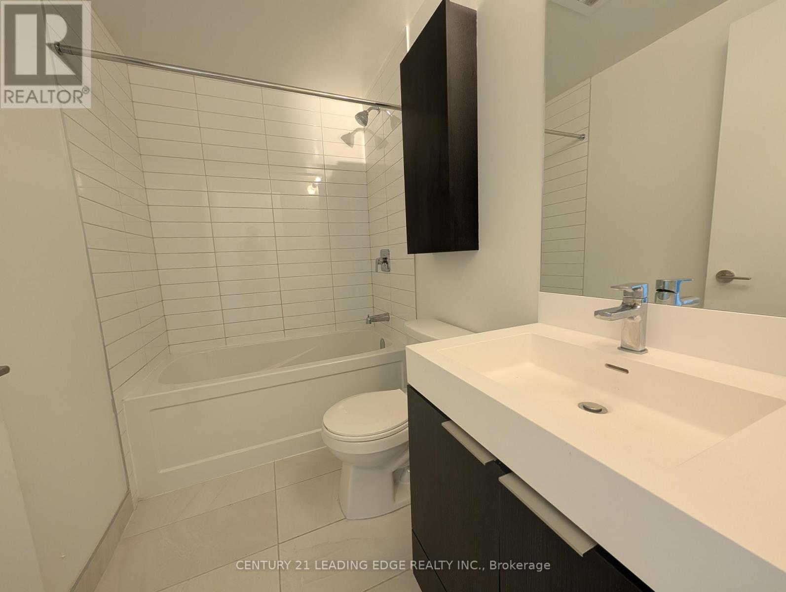 525 - 3100 Keele Street, Toronto, Ontario  M3M 2H4 - Photo 4 - W12352696