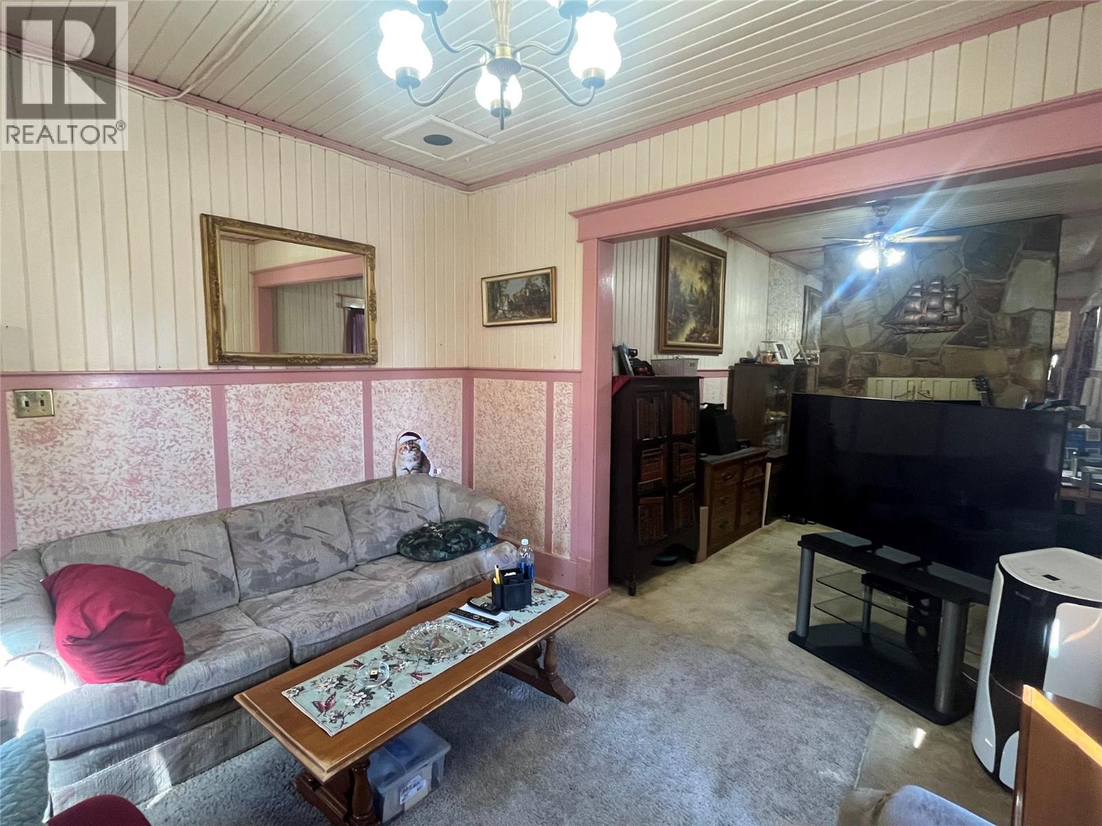 203 4th Avenue S, Cranbrook, British Columbia  V1C 2E4 - Photo 8 - 10360830