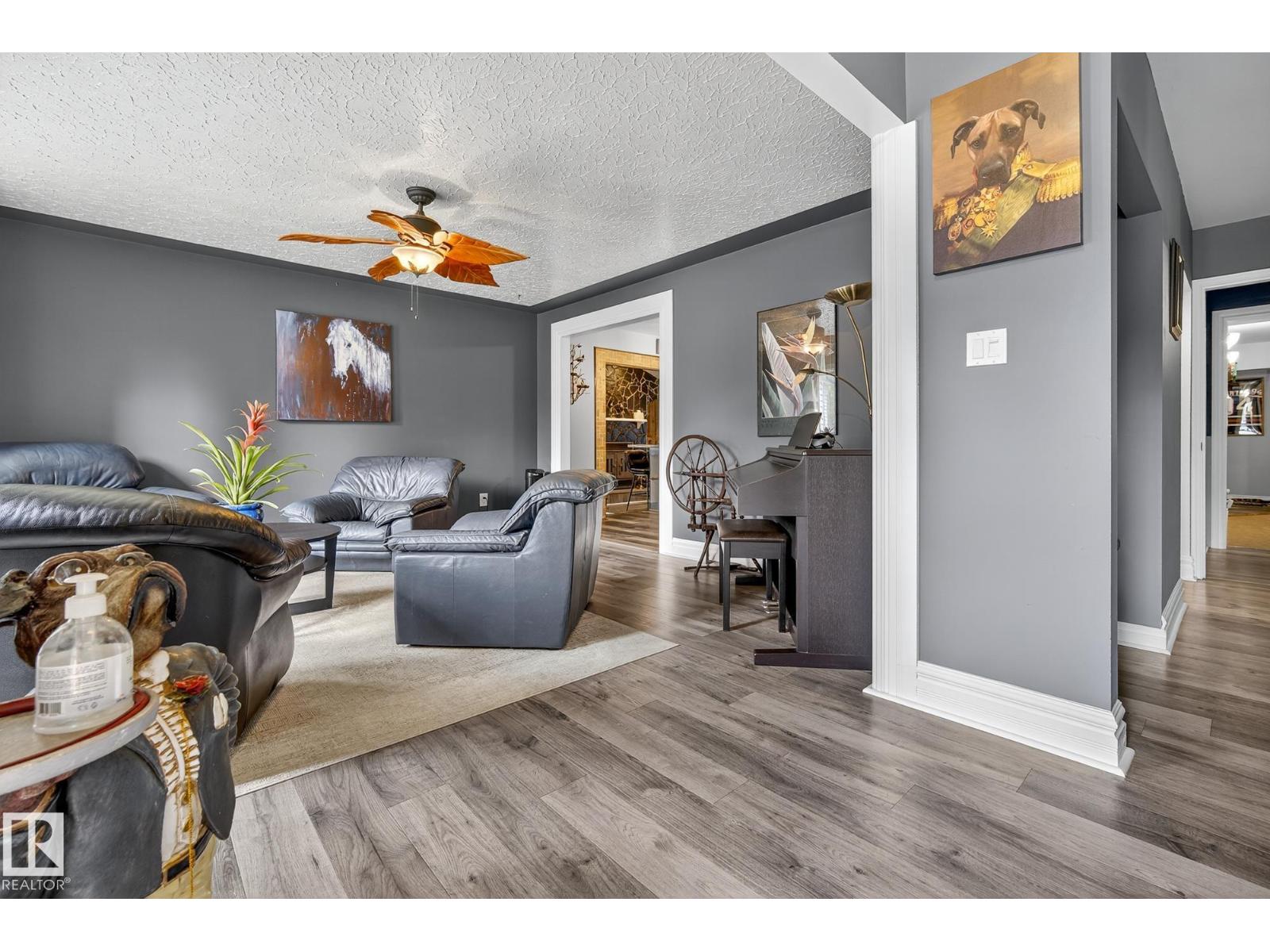127 Pine St, Sherwood Park, Alberta  T8A 1G9 - Photo 5 - E4455219