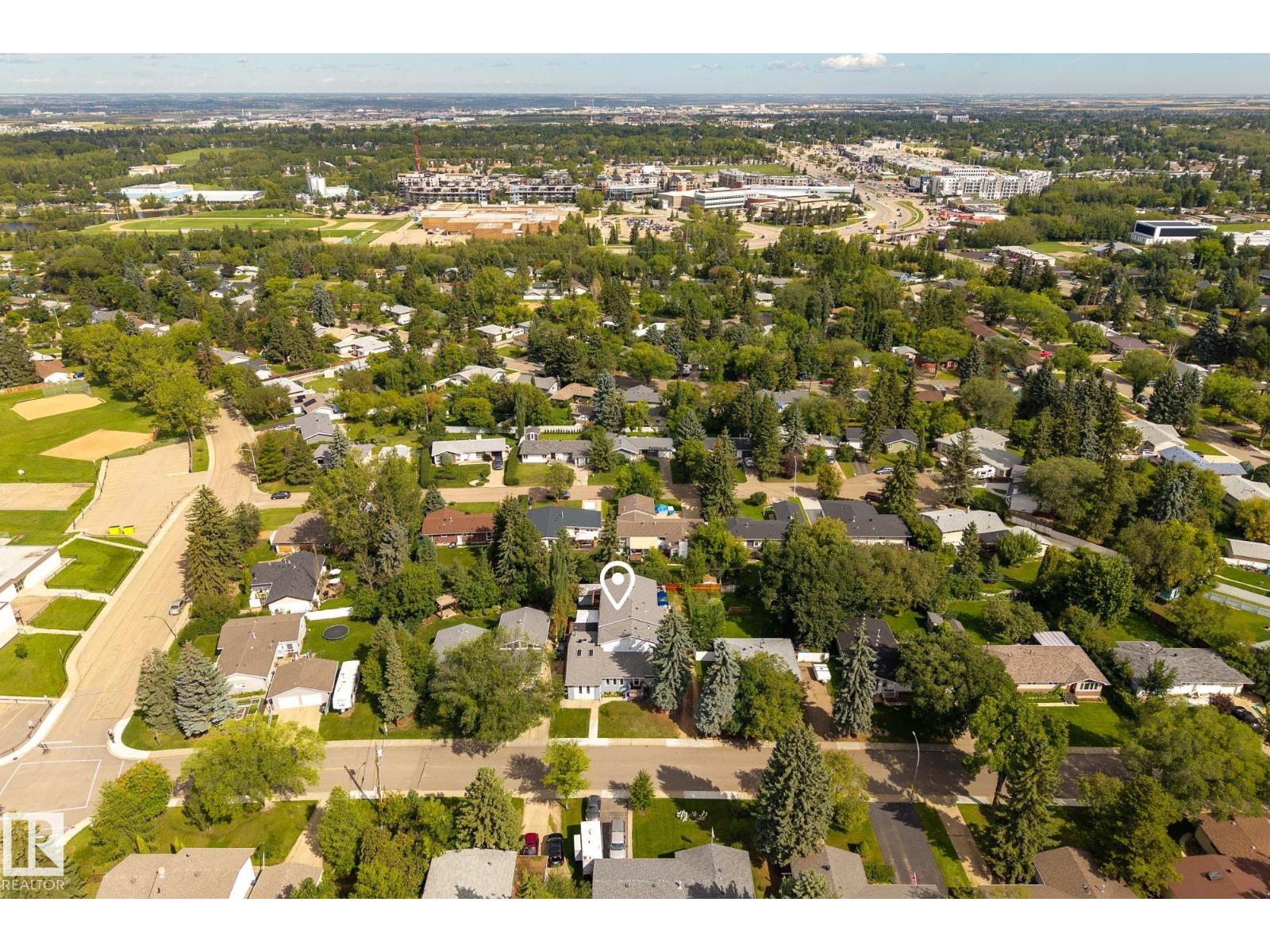 127 Pine St, Sherwood Park, Alberta  T8A 1G9 - Photo 3 - E4455219